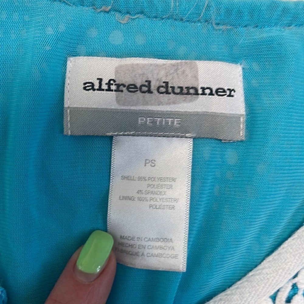 Alfred Dunner shell shirt. Size Petite small. - Picture 4 of 5